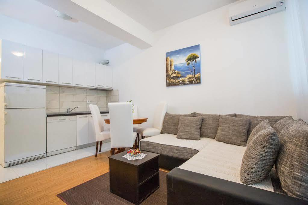 Apartmani Nika دوبروفينك المظهر الخارجي الصورة